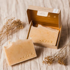 Handgemaakte One and Only Shampoo Bar van Azur met kurkuma en jojobaolie