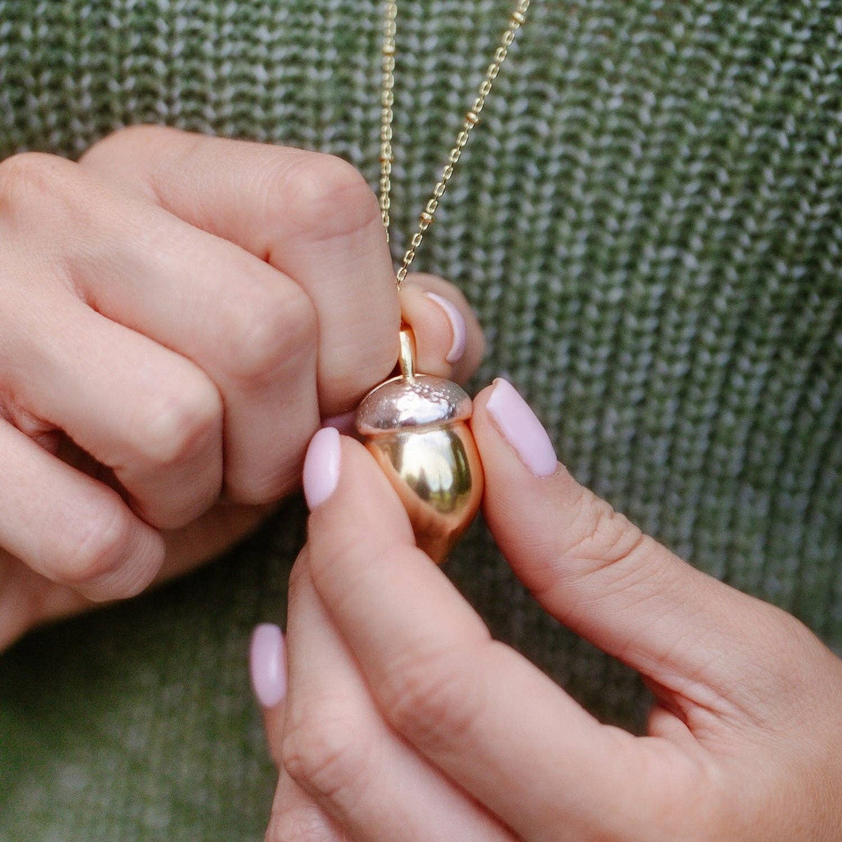 Eekhoorn & Eikel Medaillon Ketting - Bill Skinner