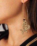 Zeewier Oorhangers met Onyx – Lotta Djossou Paris