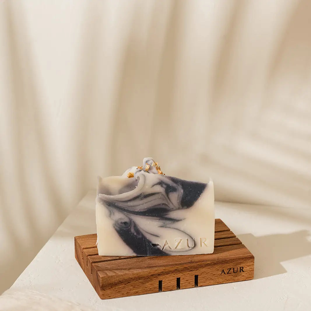 Handgemaakt houten zeepbakje voor een natuurlijke badkamer