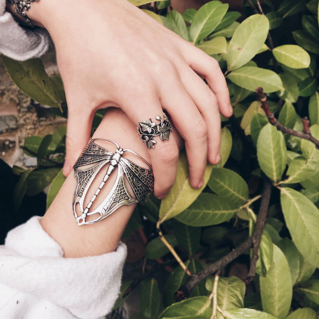 Zilveren Vliegende Libelle Armband – Lotta Djossou Paris