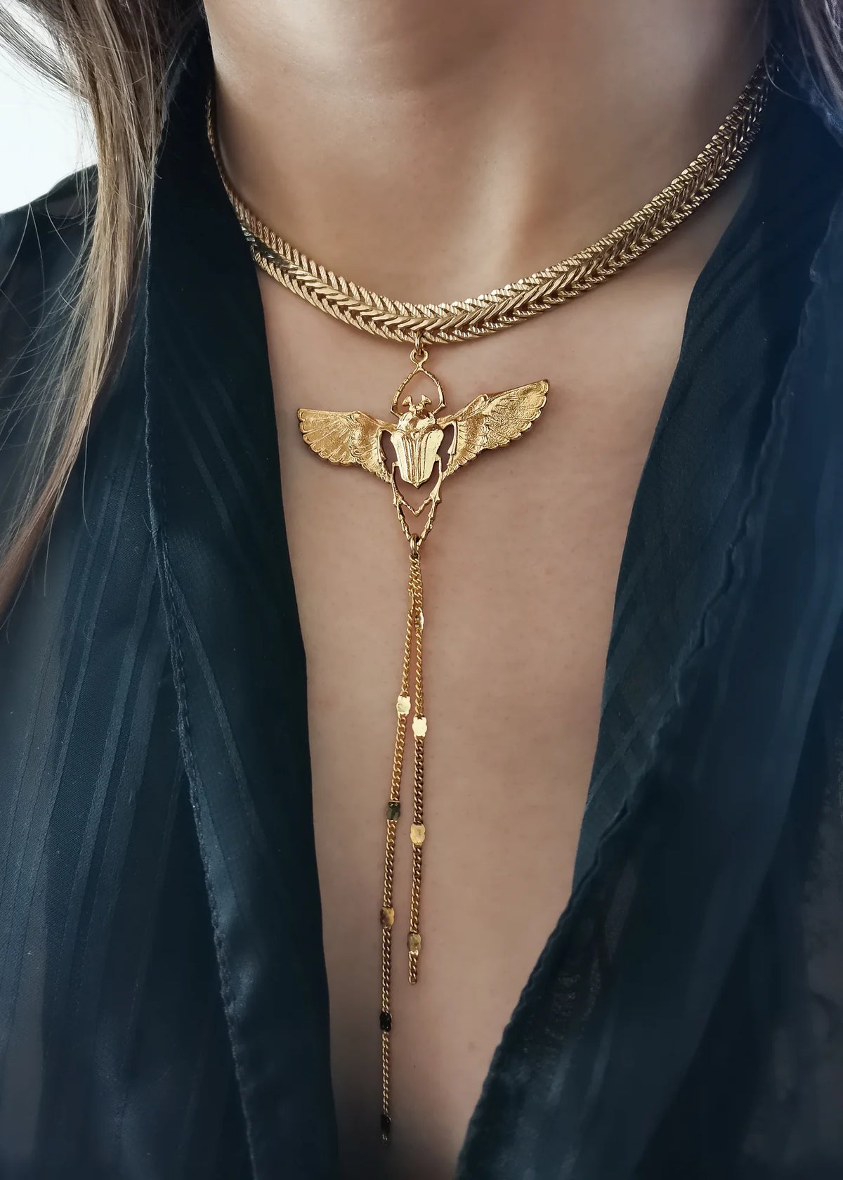 Gouden Kever Choker – Lotta Djossou Paris