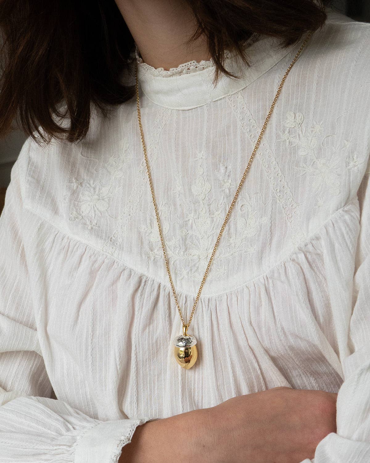 Eekhoorn & Eikel Medaillon Ketting - Bill Skinner