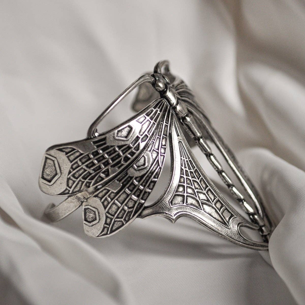 Zilveren Vliegende Libelle Armband – Lotta Djossou Paris